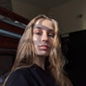 Meet your Posher, Dakota